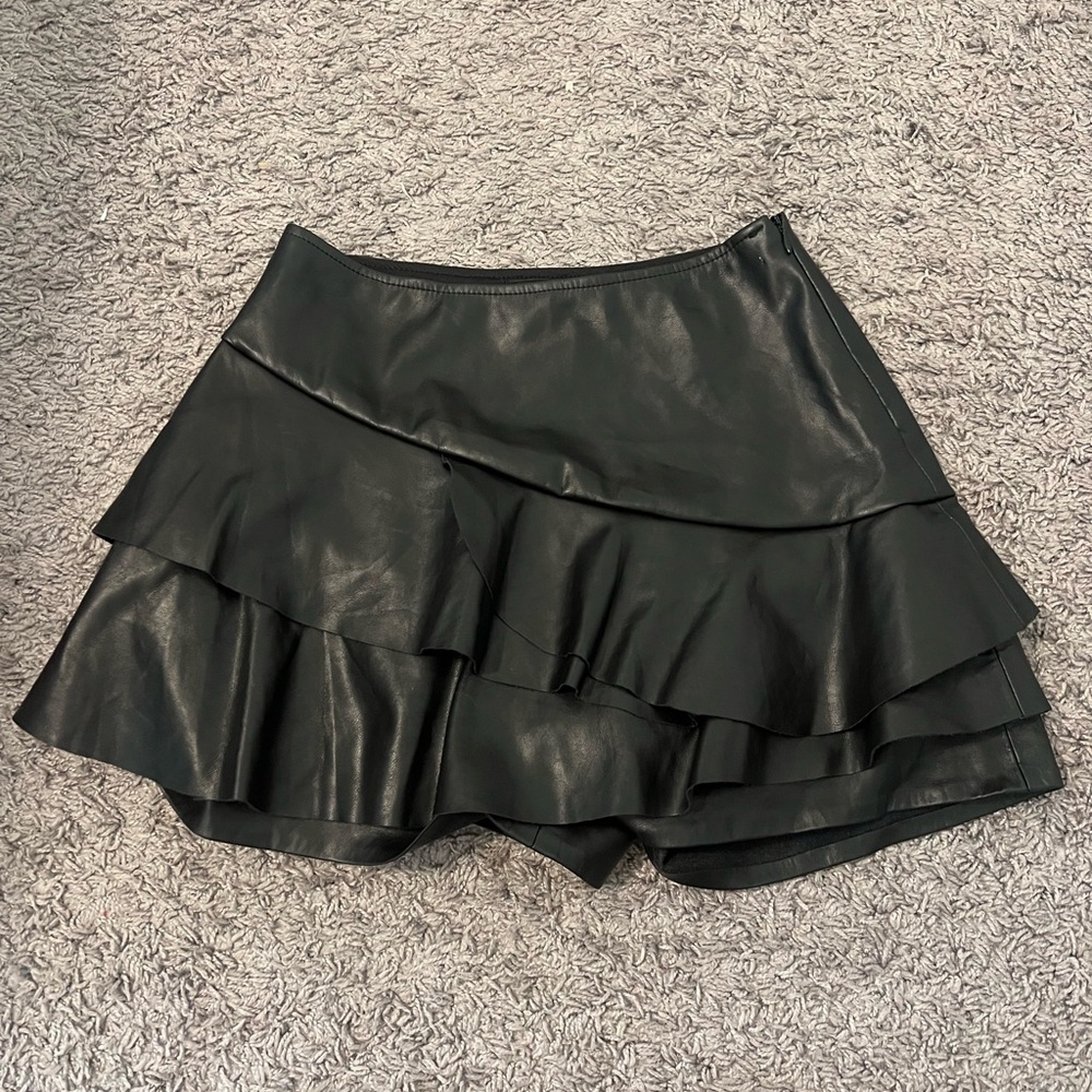 Do+Be Leather Skort